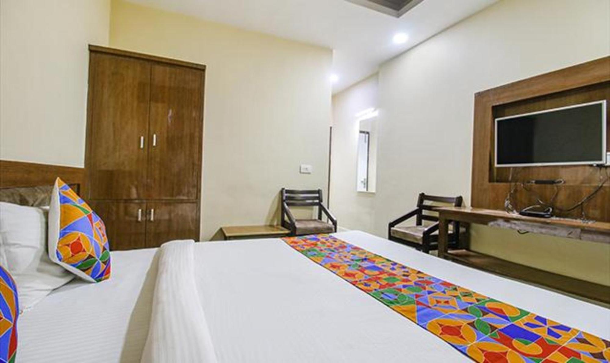 Fabhotel Silver Inn I Бхопал Экстерьер фото