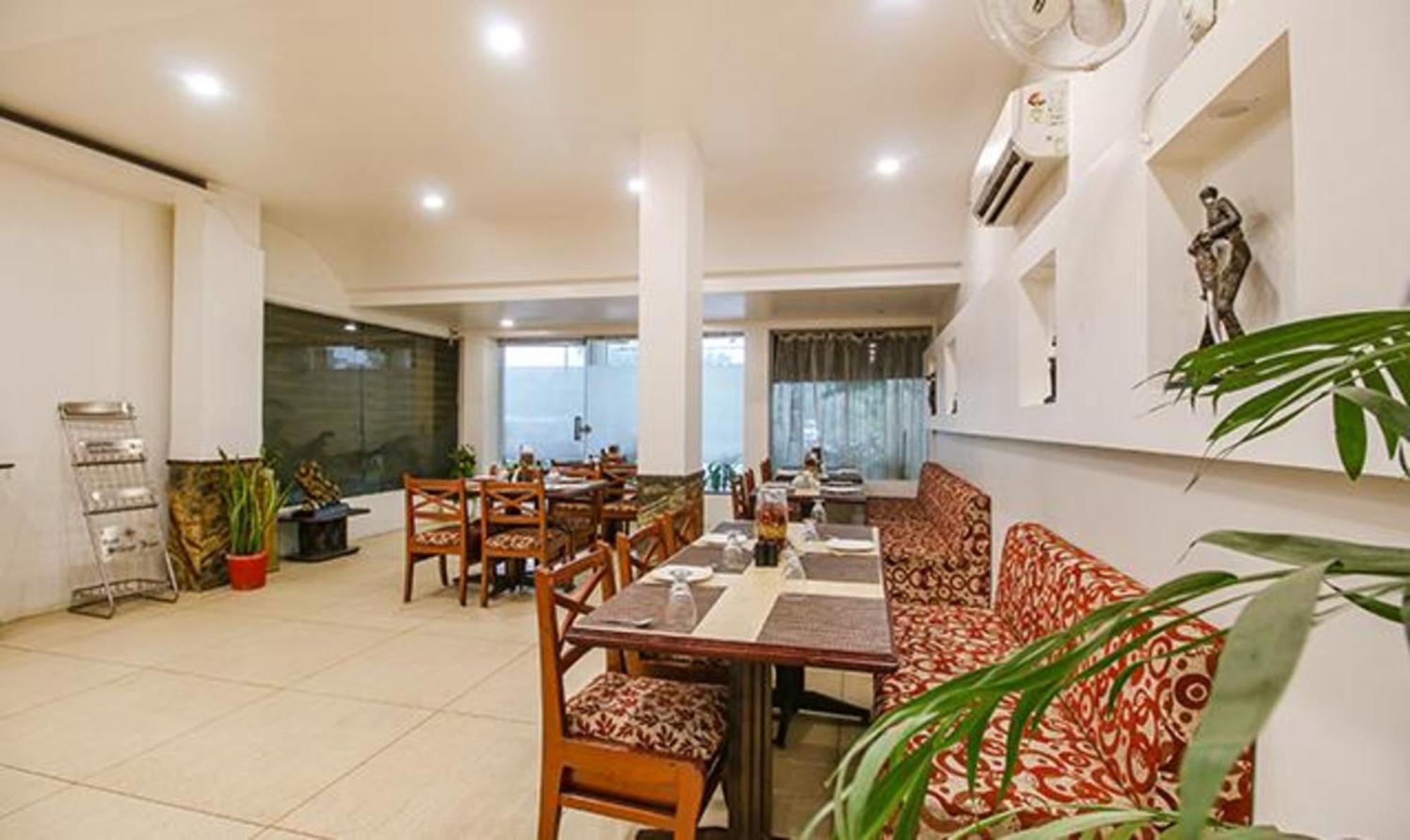 Fabhotel Silver Inn I Бхопал Экстерьер фото