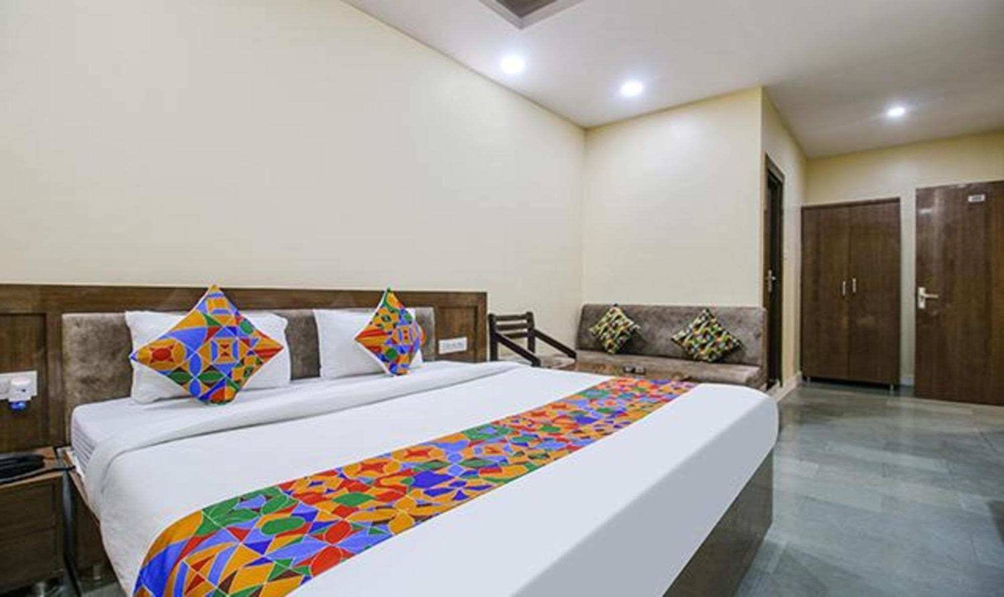Fabhotel Silver Inn I Бхопал Экстерьер фото