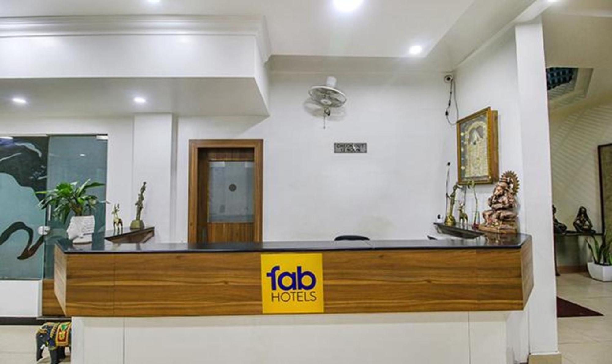 Fabhotel Silver Inn I Бхопал Экстерьер фото